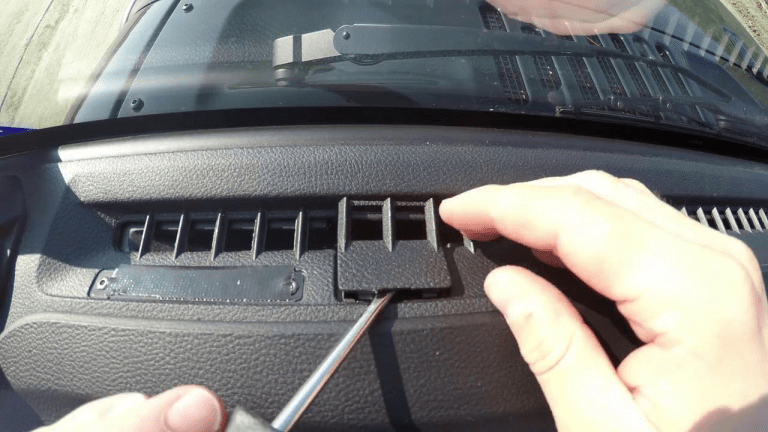 Install Vector Offroad JLE-Dock for clean olid Mounting Point in car